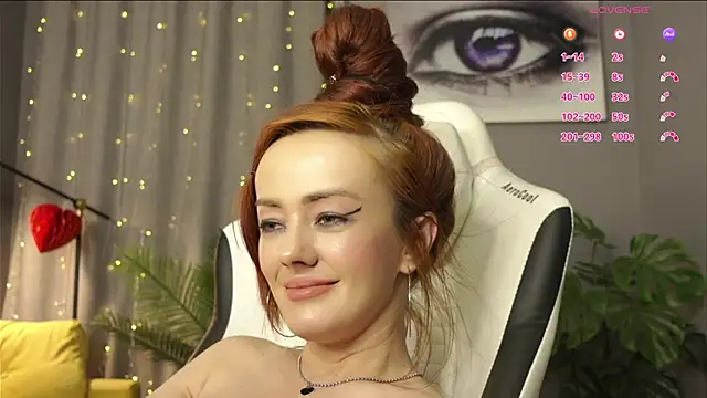 megany (F young) - topless boobs bouncing and oil ;)