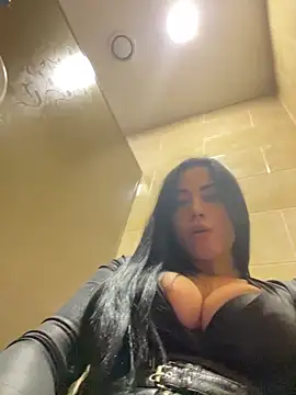 crazzychicks (Ask my age) - Squirt💦Last tip-control 188s🔥in public