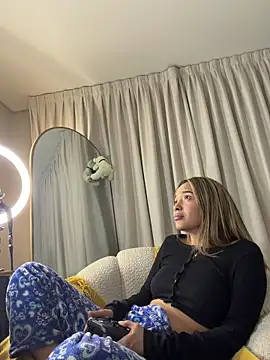 Webcam Model (Irina_Grant)  is live.Free join now!