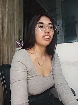 valk_submissive - Valk_submissive's free webcam - UK Sex Cams