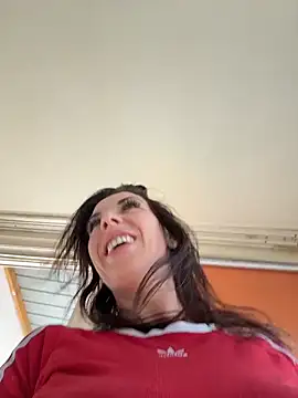 almmaxxxx - Almmaxxxx's free webcam - UK Sex Cams