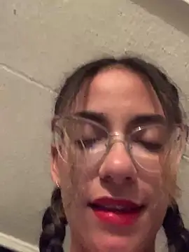 Webcam Model (elegant__rouse)  is live.Free join now!