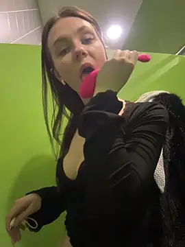 Ttixmila live sex cam