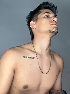 Alex_mojica live sex cam