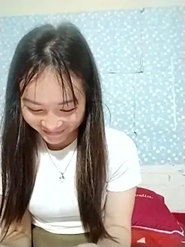 little-green-sprout (F young) - Kiss me ❤️❤️