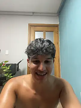 Leo_Savage_ live sex cam