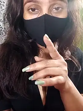 Webcam Model (alinaarora)  is live.Free join now!