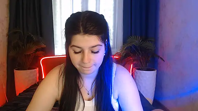 kisamodel - KisaModel's free webcam - UK Sex Cams