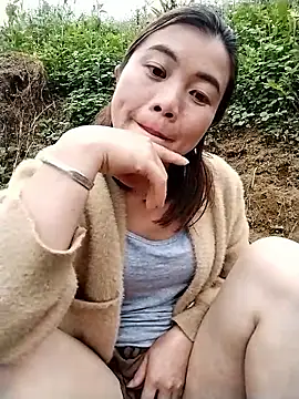 lovely-742 - Lovely-742's free webcam - UK Sex Cams