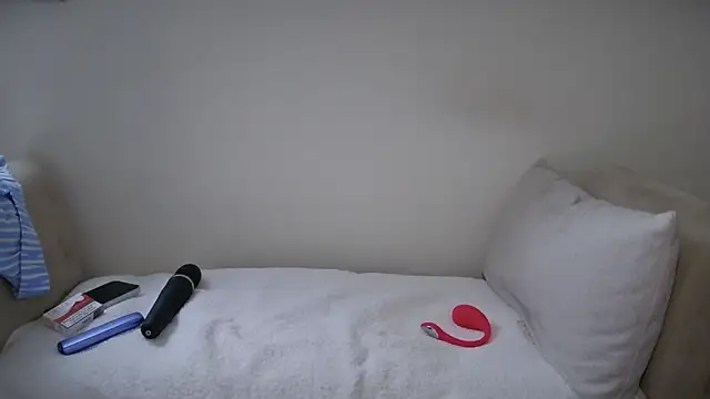 Petite36 live sex cam