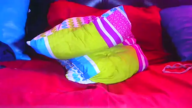 Queenofthenightx live sex cam