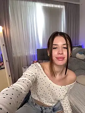 milkissss (F young) - sweet tits