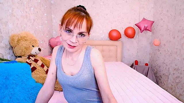 darkopiumx (F milf) - nails