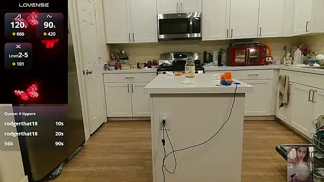 Preview of blondiewithanass