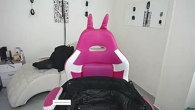 Leonard_Price live sex cam