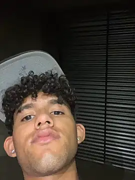 stickmendez (M twink) - Ayúdame y tendrás obsequio