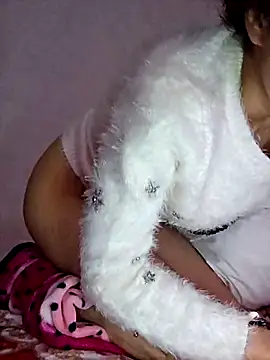 altinya - Altinya's free webcam - UK Sex Cams