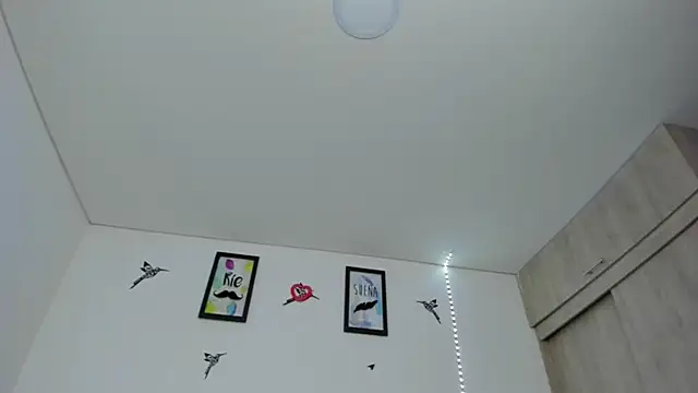 im_sarah34 - Im_sarah34's free webcam - UK Sex Cams