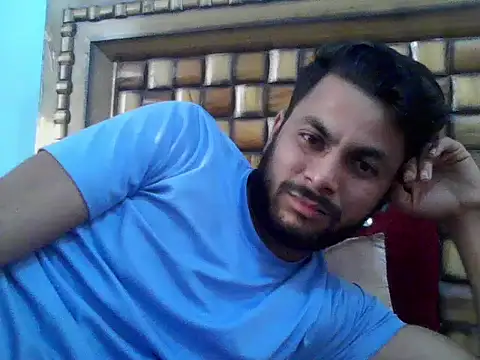 stubborndesiboy - Stubborndesiboy's free webcam - UK Sex Cams