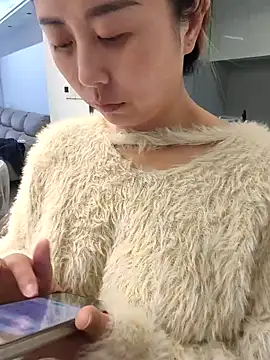 美女zzdd999在线直播