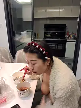 美女zzdd999在线直播