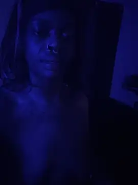 Webcam Model (WavyTsunami)  is live.Free join now!