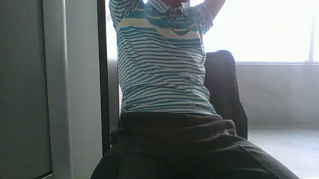 nole_china7 (Ask my age) - talk / fun / cum