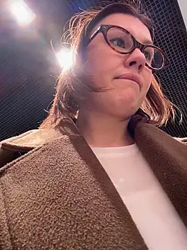 rinacat (F young) - Ride a dildo!