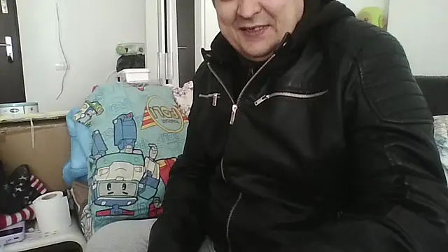 vitalik66679 - Vitalik66679's free webcam - UK Sex Cams