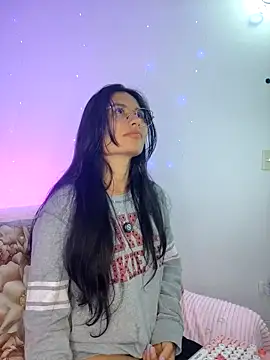 nayecloud - NayeCloud's free webcam - UK Sex Cams