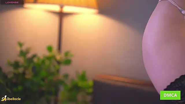 bellacle (F teen) - Make skirt shorter to spank ass