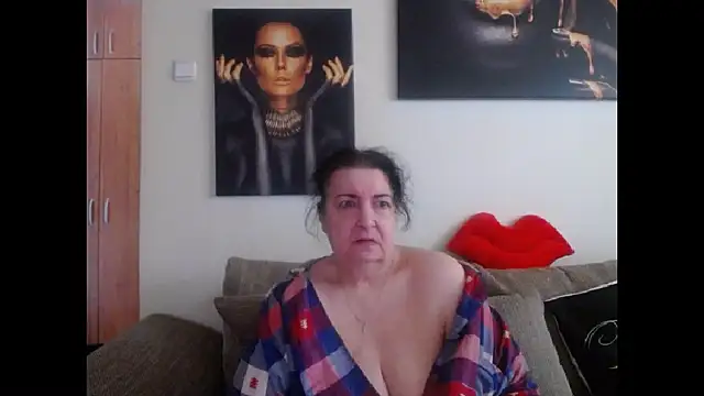 maturekorine - Maturekorine's free webcam - UK Sex Cams