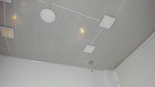 sabrinavantress - SabrinaVantress's free webcam