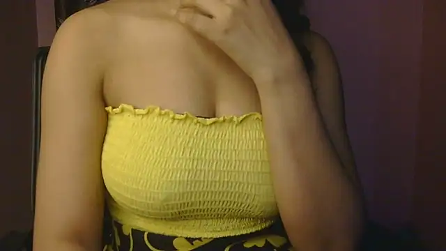 your_cute_girl (F young) - pussy show