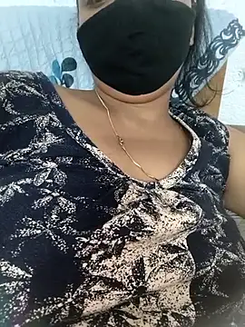 hot-tinaa (F young) - Boobs Show