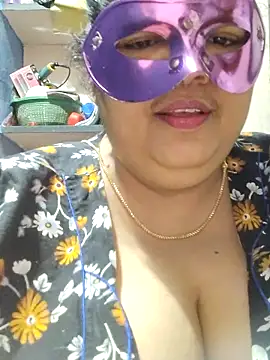 tamilthanushri (F milf) - Ass flash