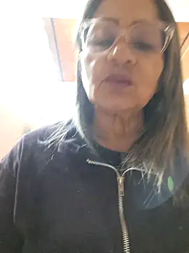 vickyfox_ - Vickyfox_'s free webcam - UK Sex Cams