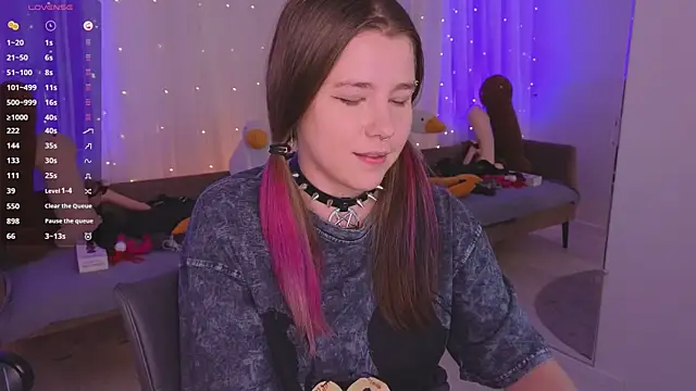 mira_falls - Mira_Falls's free webcam - UK Sex Cams