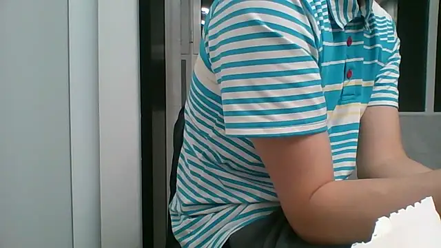 nole_china7 (Ask my age) - talk / fun / cum