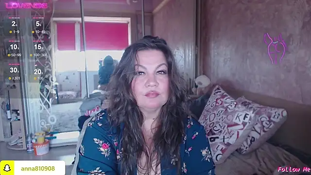 femme_fatale1 (F milf) - ✨oiled boobs ✨✨and lick