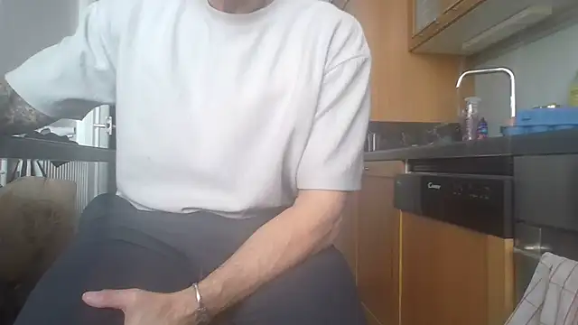 jouet75 (M mature) - #bisexuals #cam2cam #cei #cheap-privates #french #hd #mature #muscular #small-audience #swallow #white