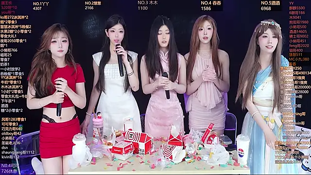 美女EYgirl222在线直播