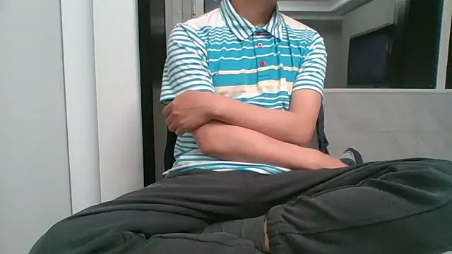 nole_china7 (Ask my age) - talk / fun / cum