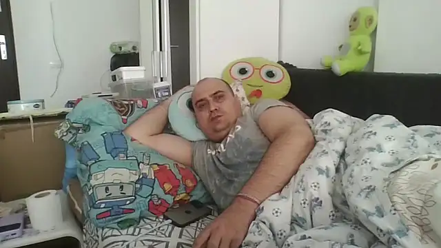 vitalik66679 - Vitalik66679's free webcam - UK Sex Cams