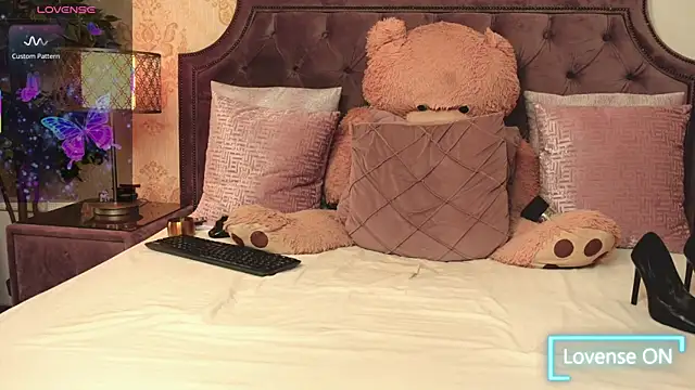 janedevine - JaneDevine's free webcam