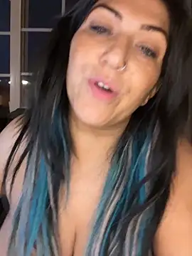 LittleMissEeve live cam profile