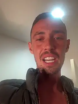 mejross (M young) - Cover body in oil