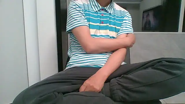 nole_china7 (Ask my age) - talk / fun / cum