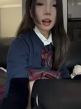 美女Yiyi-707在线直播