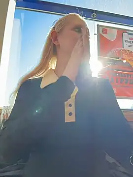 mila_norules (F young) - Squeeze tits+Ahegao in supermarket